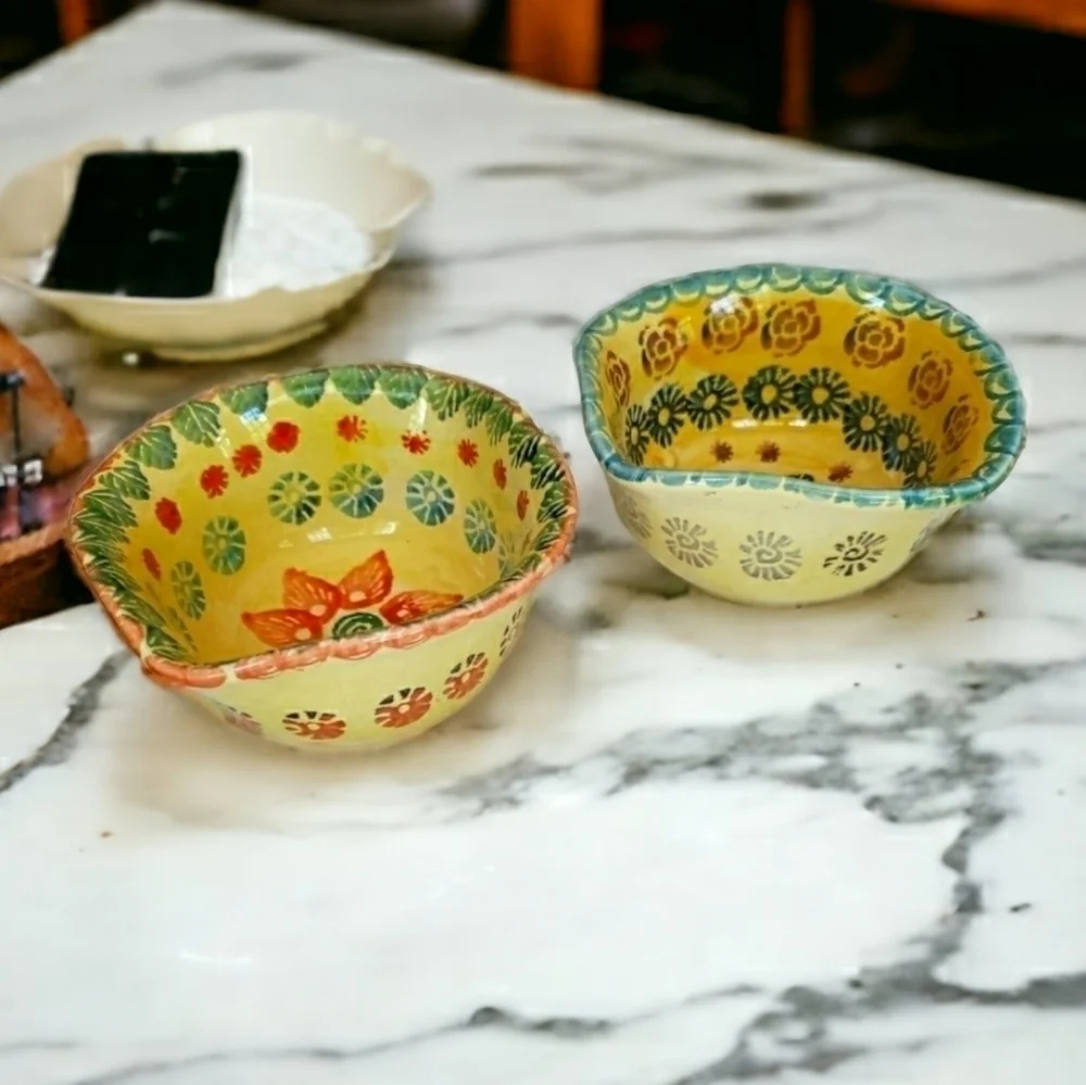 Vintage Hand Painted Pottery Bowls (2) Yellow Floral Print Ruffled Edges 🇮🇹